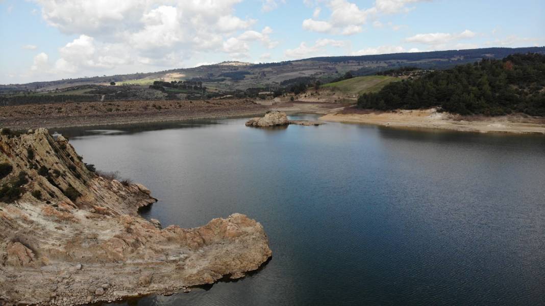 O ilde su yasağı başladı: Ağır cezası var! Barajlar boş kalınca belediye su kullanımına kısıtlama getirdi 24